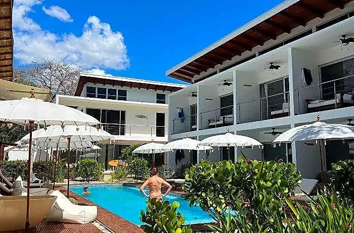 Ride On House Hotel 3*