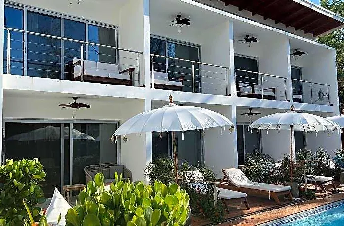 Ride On House 3* GUANACASTE
